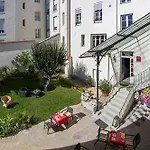 De Naples Ξενοδοχείο 2*