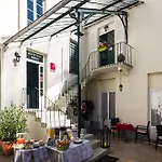 Ξενοδοχείο De Naples